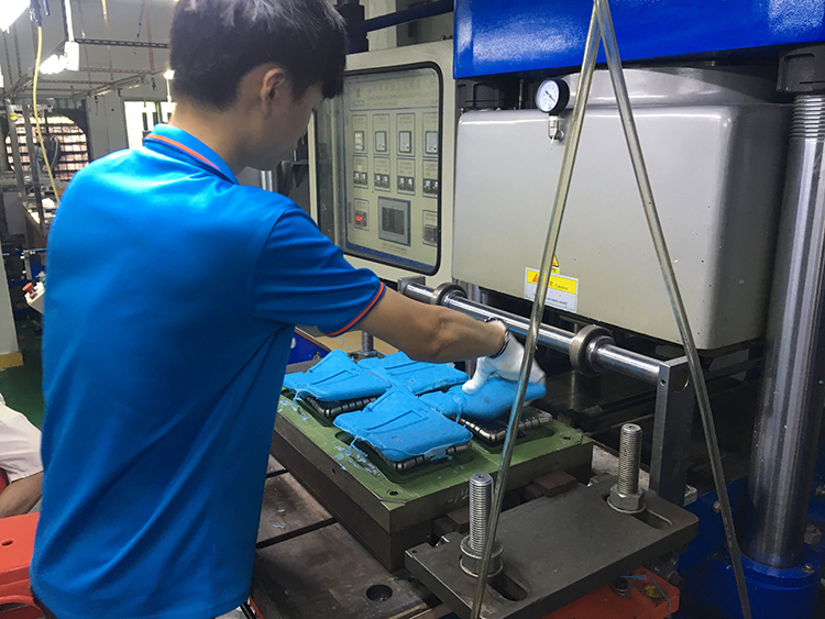 硅膠平板套,硅膠平板電腦保護套定制工廠,華為平板硅膠保護套生產廠家 硅膠平板套,硅膠平板電腦保護套定制工廠,華為平板硅膠保護套生產廠家